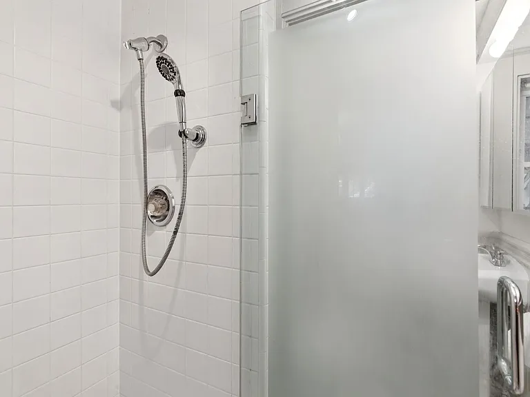 2051 Scott St #101 — Photo 22