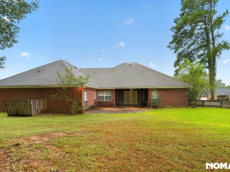 312 Wildwood Blvd — Photo 33