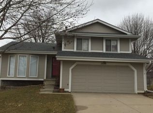 16526 Ehlers St, Omaha, NE 68135