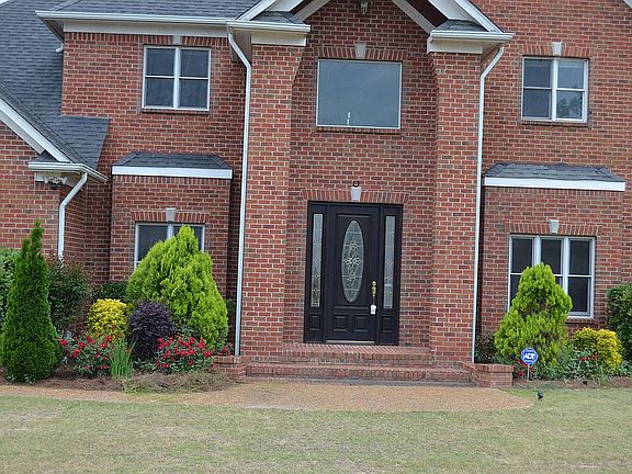 2nd image of 2115 W Wellsgate Dr