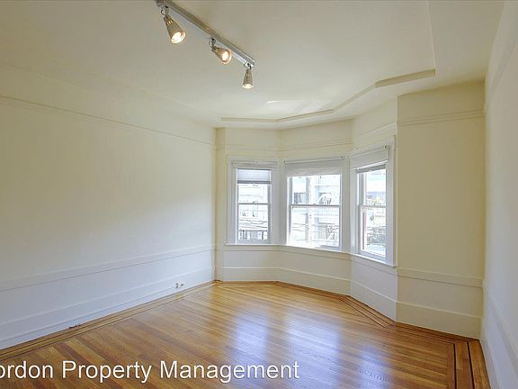 3rd image of 3660A 19th St