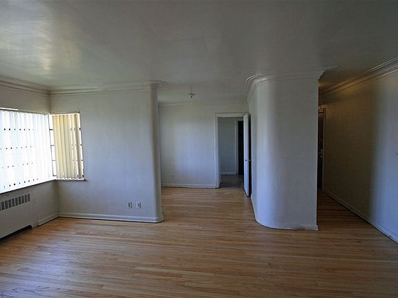 Living Room 900 Whitmore