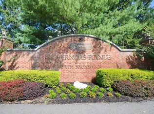 6 Clay St, North Brunswick, NJ 08902