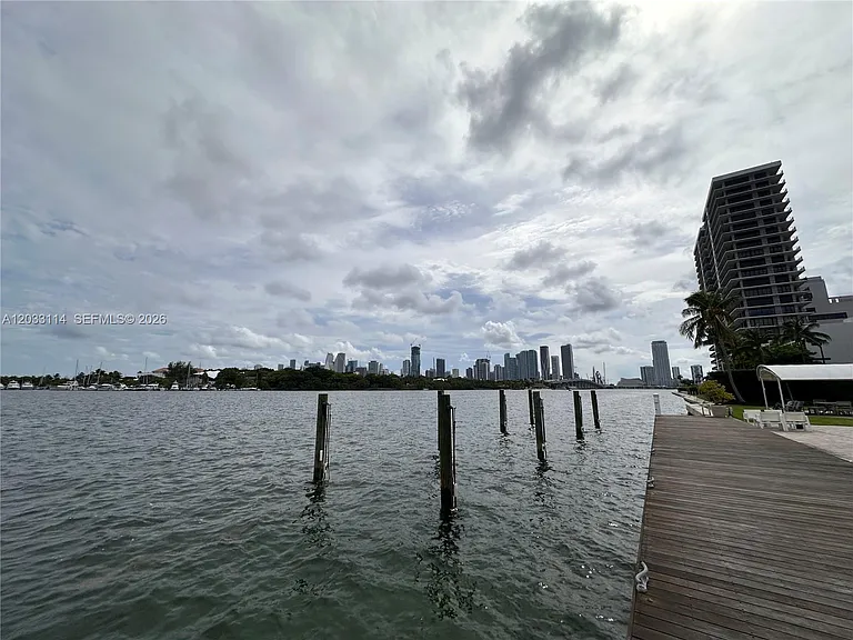 1100 Venetian Way #2B — Photo 35
