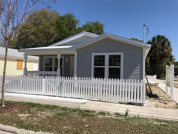 3rd image of 2913 N 22nd St