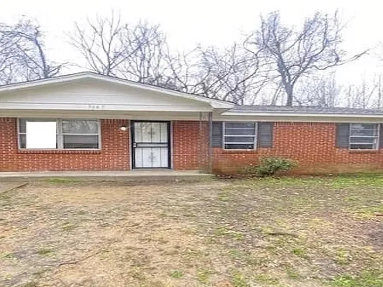 3665 Royal Wood Dr — Photo 1