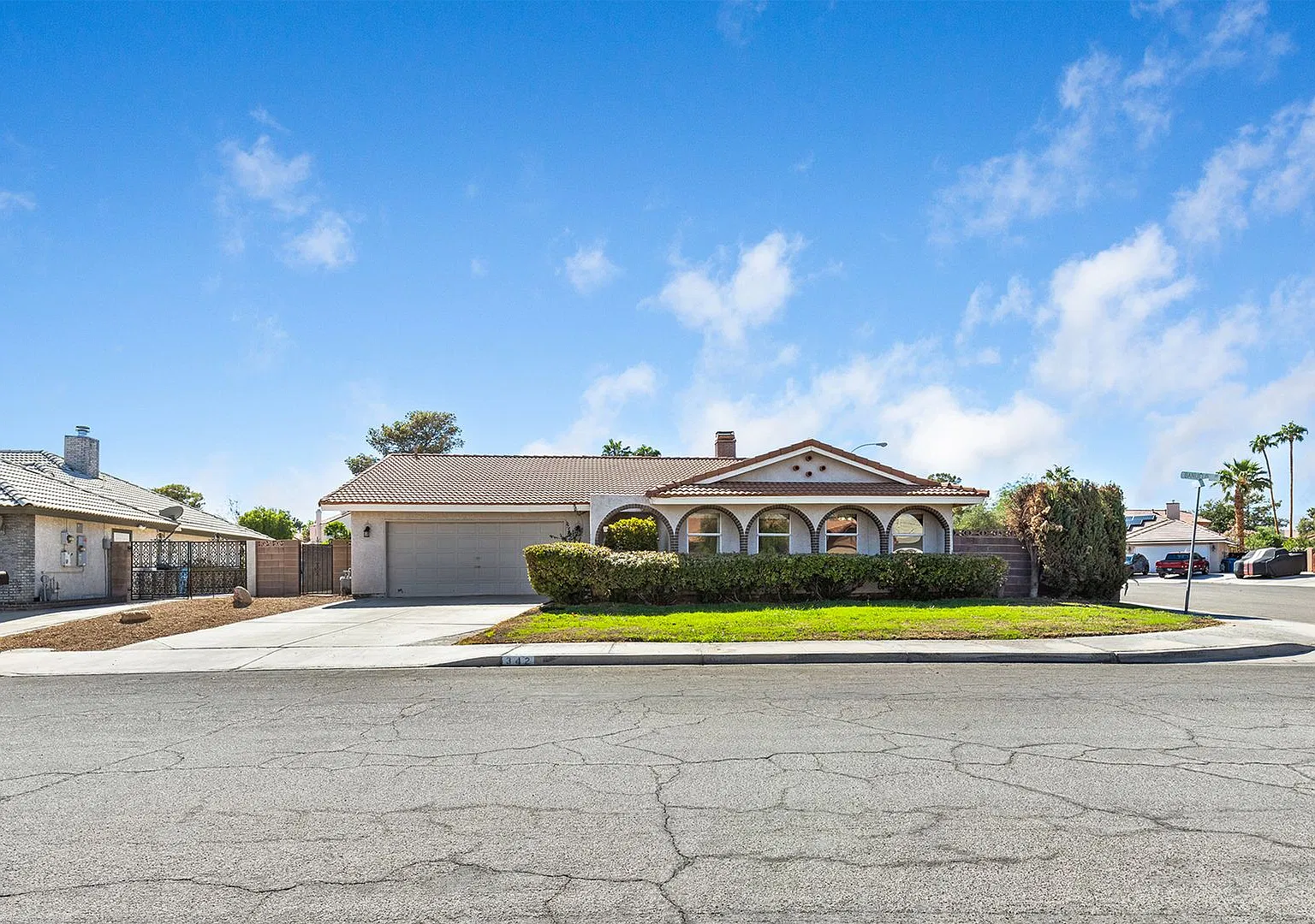 Charming Single-Story Green Valley Home with Private Pool & Spa — Photo 2