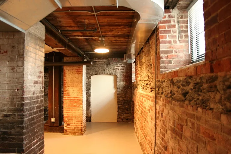 Pearl Street Lofts — Photo 18