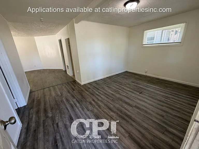 320 21st Ave — Photo 2