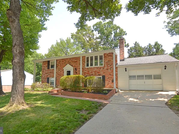 6411 Whippany Way, Burke, VA 22015