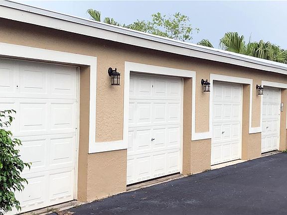 4th image of 6368 Huntington Lakes Cir APT 103