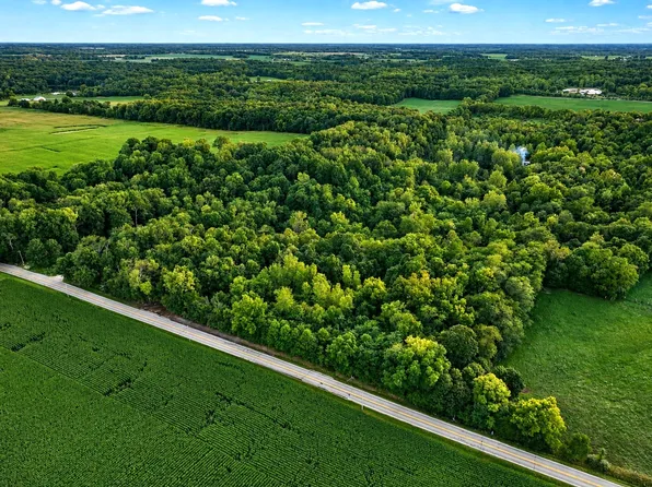 4587 N State Road 5, Larwill, IN 46764