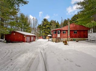 3115/3113 Chip Path, Gouldsboro, PA 18424