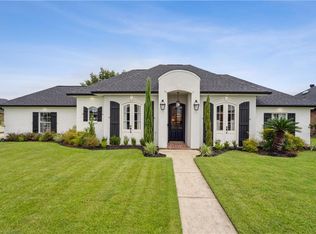 100 Oak Moss Dr, La Place, LA 70068
