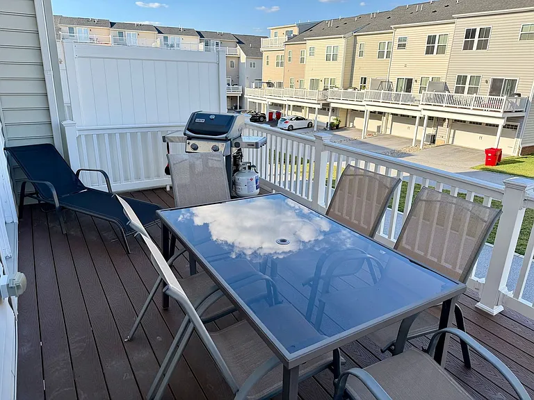215 Quarry Point Rd — Photo 29