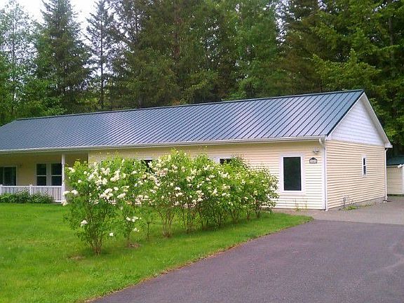 Quality built energy star home. Steel frame construction. Concrete ramp at rear of home. No steps.