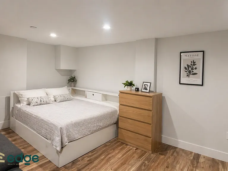 754 Grand St #1L — Photo 6