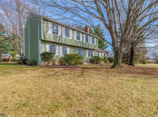 1 Bernard Ct, Lebanon, NJ 08833