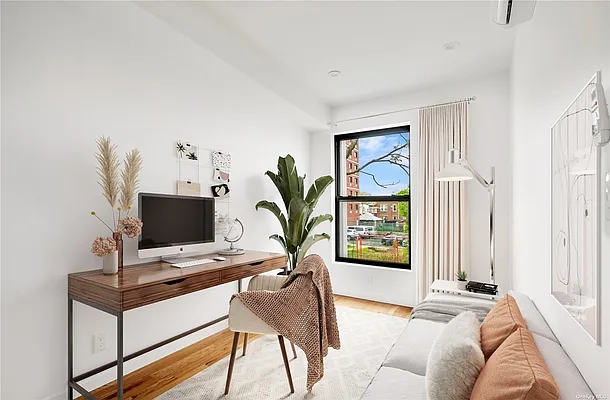 Sold by Glory Homes Realty | media 5