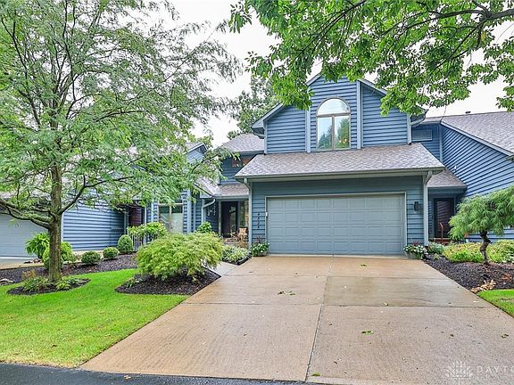 2nd image of 4825 Beechwood Ln
