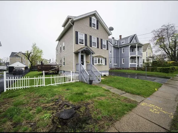 37 Douglas St, Hartford, CT 06114