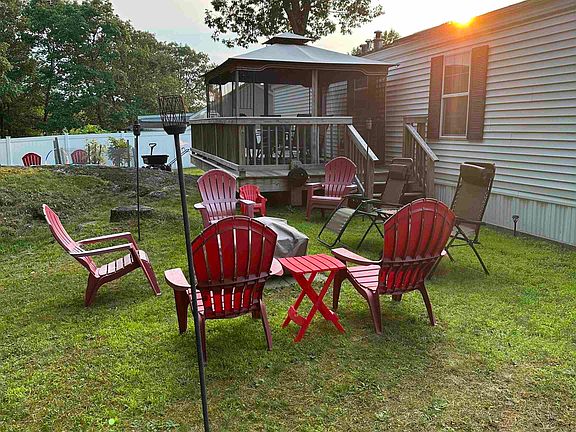 2nd image of 109 Spruce Drive