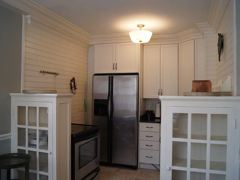 Bryant Apartments — Photo 27