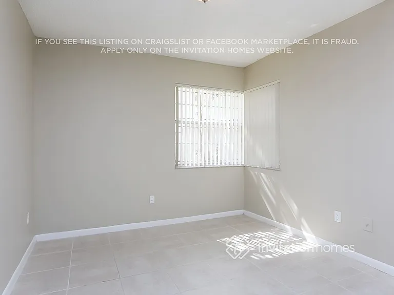 9913 NW 9th Ct — Photo 12