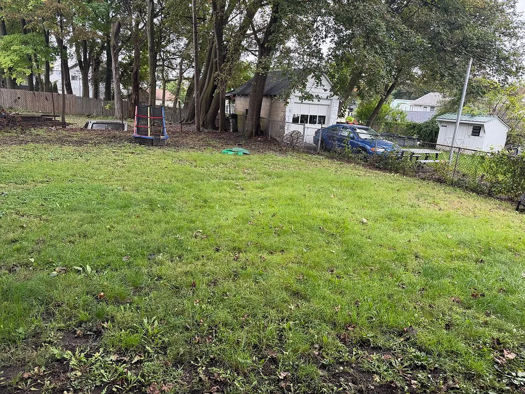2 bed, 1.0 bath, 500 sqft, $1,225 — Photo 2