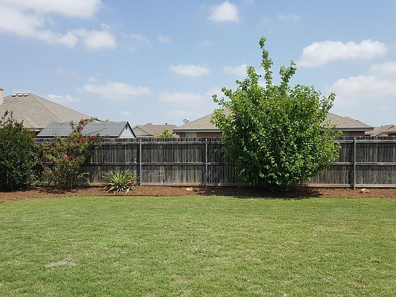 3rd image of 218 Miss Ellie Ln