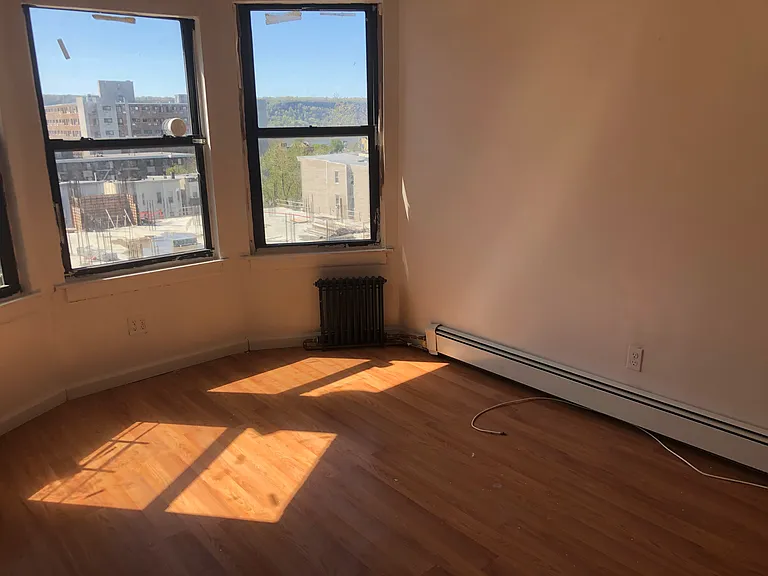56 Groshon Ave #1S — Photo 7