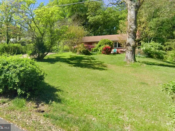 1704 Beulah Rd, Vienna, VA 22182