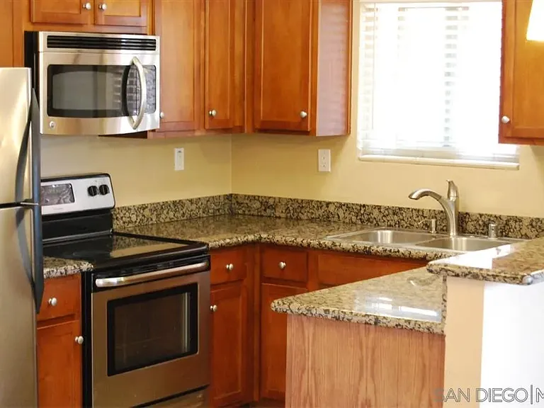 207 Westlake Dr #3 — Photo 3