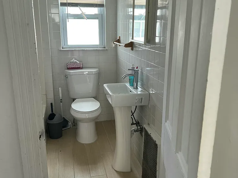 235 S Lincoln Ave — Photo 8
