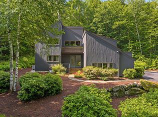 52 Upper Bay Rd, Sunapee, NH 03782