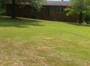 575 Chappell St, Sylacauga, AL 35151