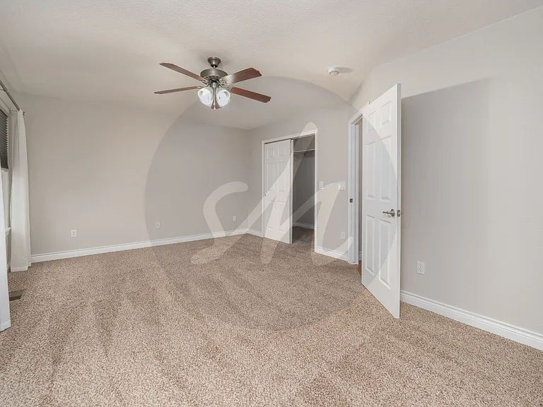 5847 New Crossings Point — Photo 9