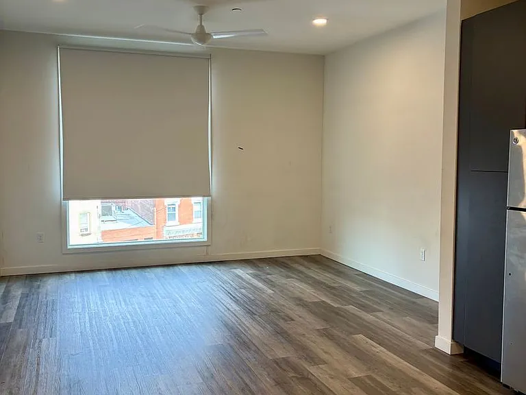2559 Amber - Residential — Photo 4