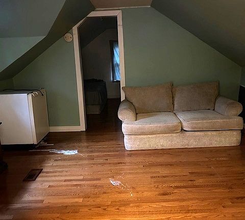 5th image of 418 E 157th St