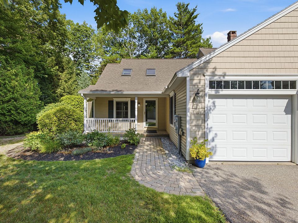 1st image of 11 Sterling Drive #11