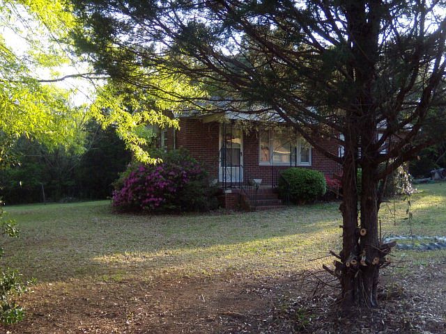 1st image of 506 Broadway Ave