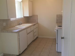 81 W Santa Ana Ave APT A, Clovis, CA 93612