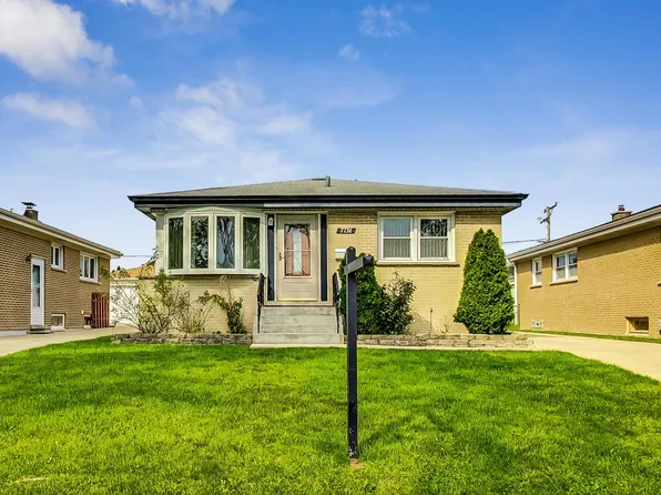 7736 W Strong St, Norridge, IL 60706