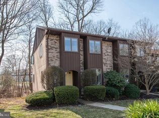 11 Lenape Ln, Douglassville, PA 19518