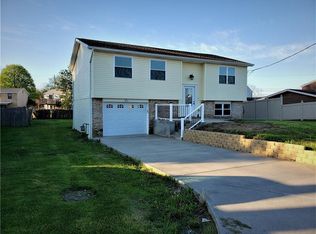 605 Snyder St, Conway, PA 15027