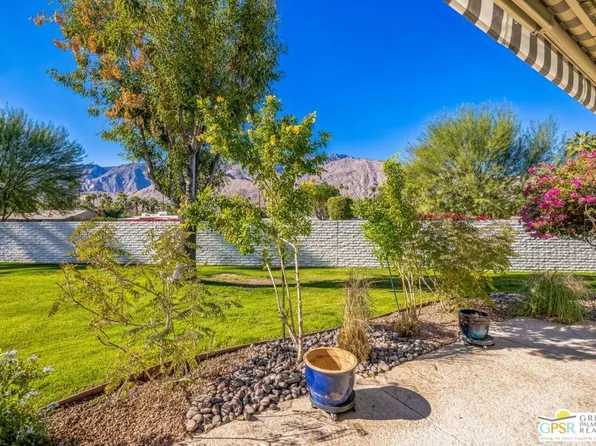 1009 Saint Thomas Cir, Palm Springs, CA 92264