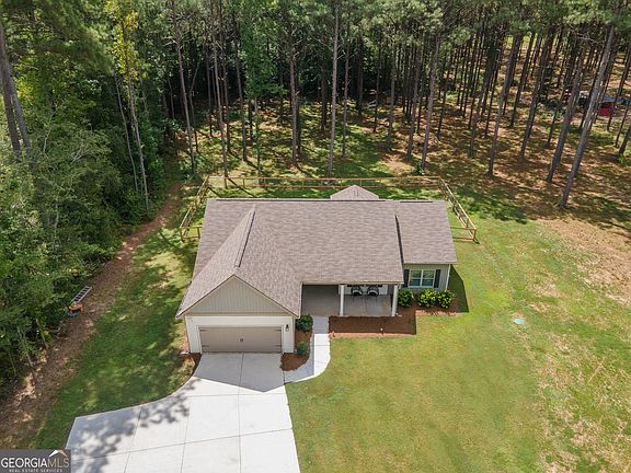 2nd image of 4079 Primrose Rd