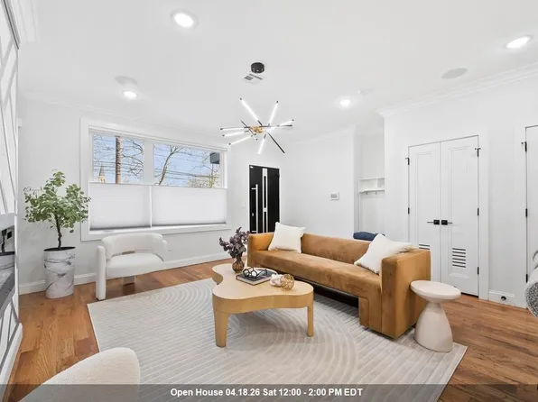 865 Summit Ave, Jersey City, NJ 07307