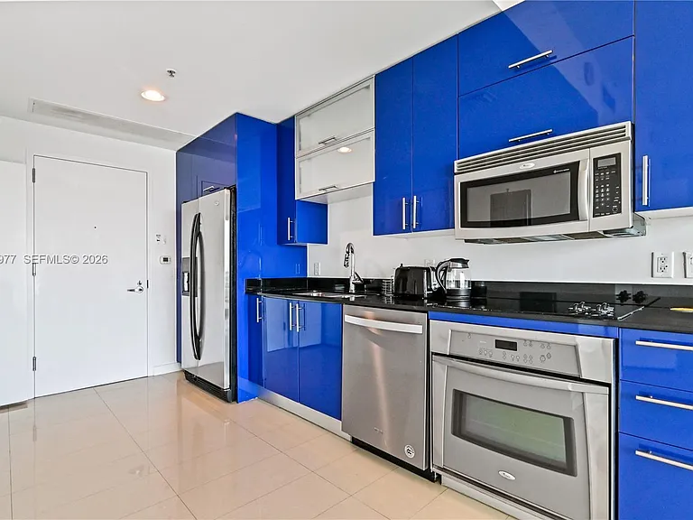 60 SW 13th St #1619 — Photo 3