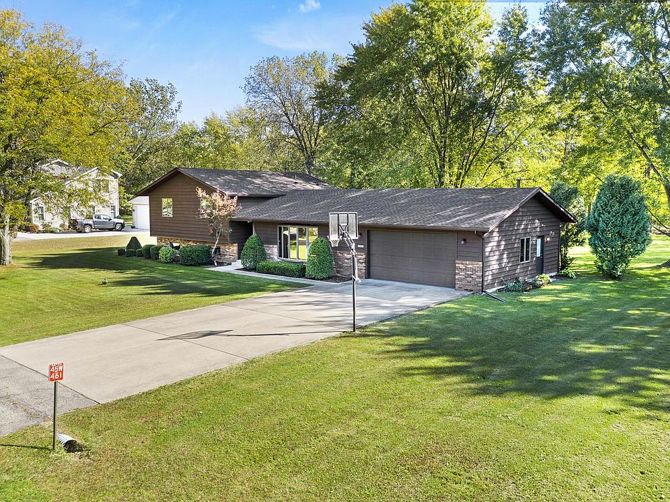1st image of 45W461 Bergman Dr